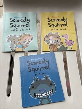 Scholastic Scaredy Squirrel Mini Book Set - Blue, Yellow, Green Covers